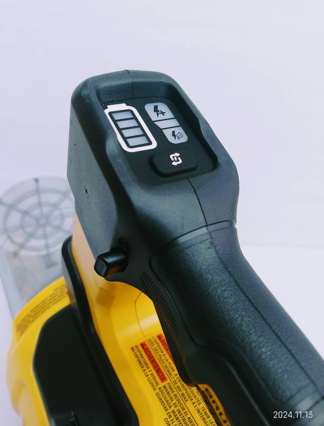 DEWALT เครื่องเป่าใบไม้ไร้สาย 60V DCBL777B (เฉพาะตัวเครื่อง)
