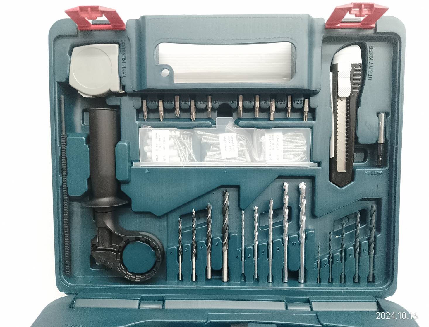 สว่านกระแทก1/2 GSB13RE BOSCH Set พร้อมชุดเครื่องมือ