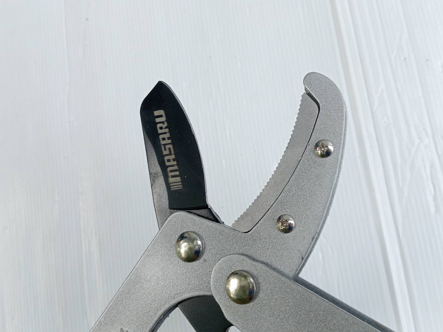 MASARU รุ่น SASP-500 กรรไกรตัดแต่งกิ่งยืดได้ กรรไกรตัดแต่งต้นไม้