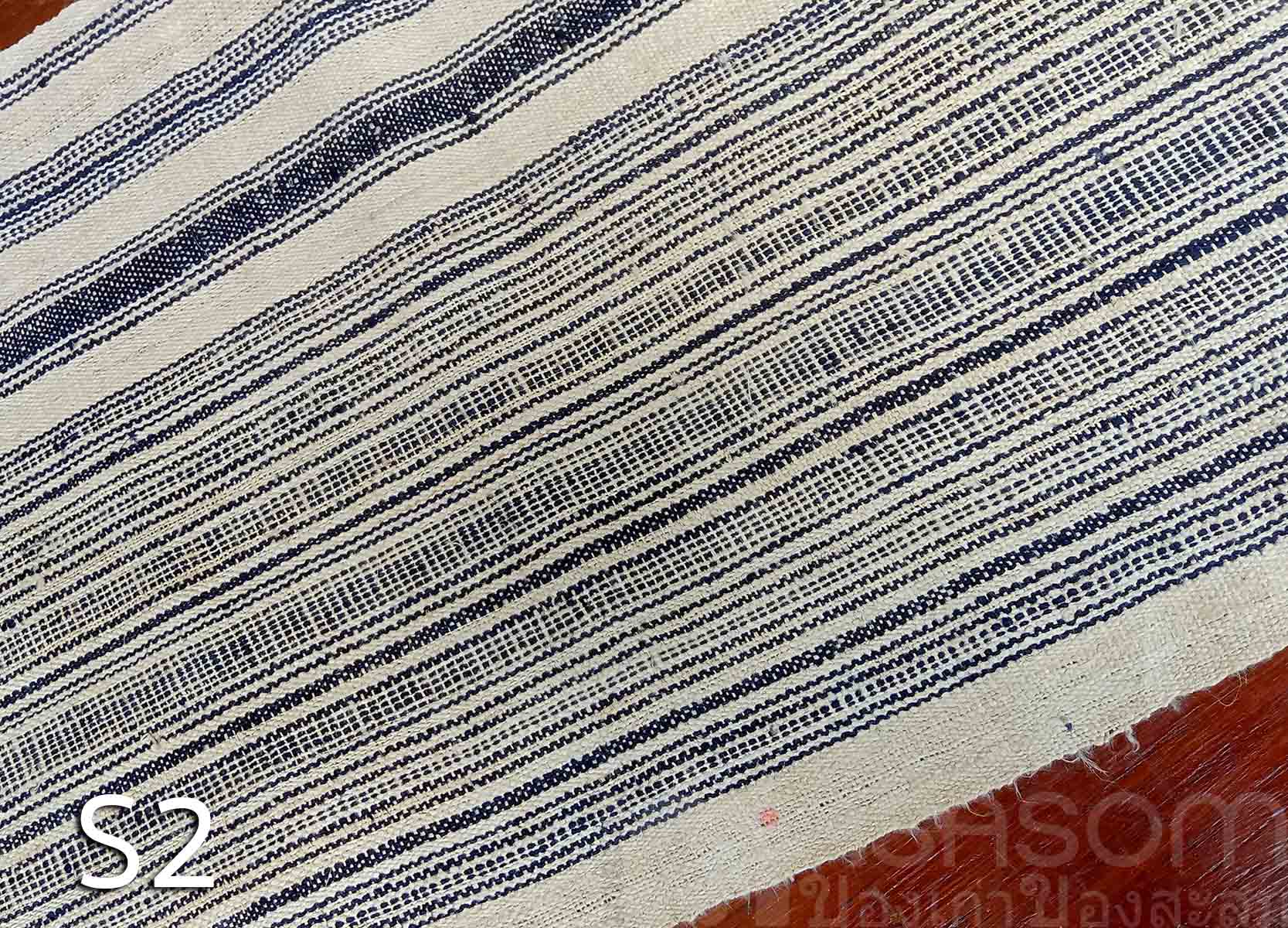 ผ้าใยกัญชงทอมือ