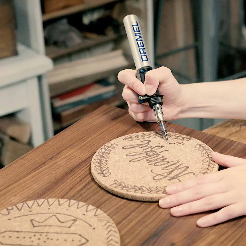 DREMEL Versatip F0132000JD 2000-7 เครื่องมือเอนกประสงค์สุดพรีเมียม