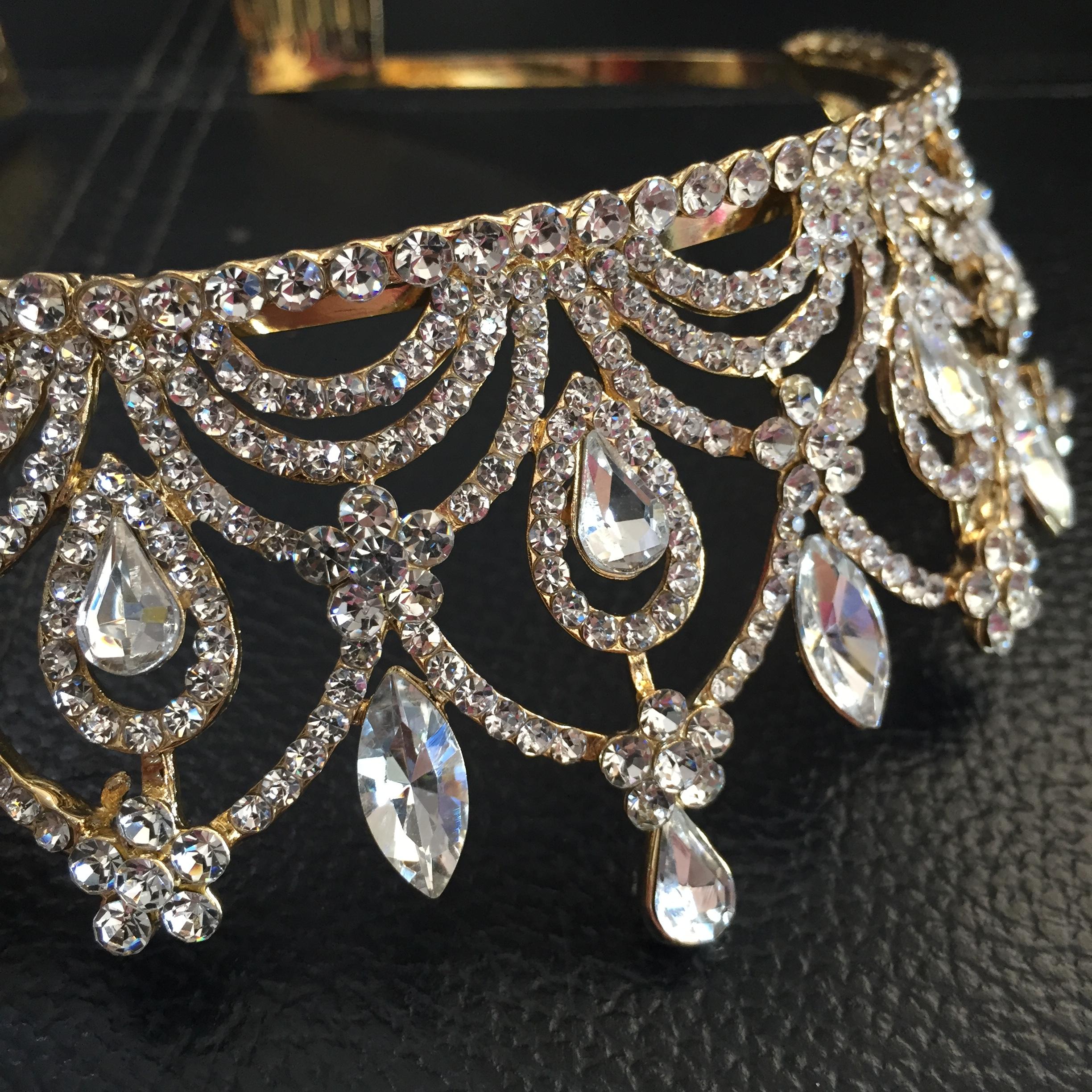 (พร้อมส่ง) เทียร่า 149 สีทอง