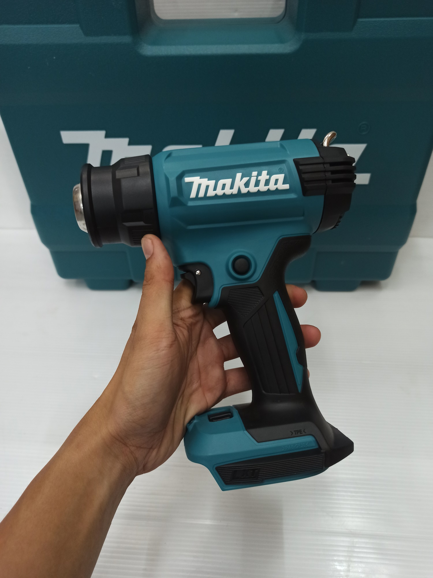 เป่าลมร้อน DHG181ZK MAKITA