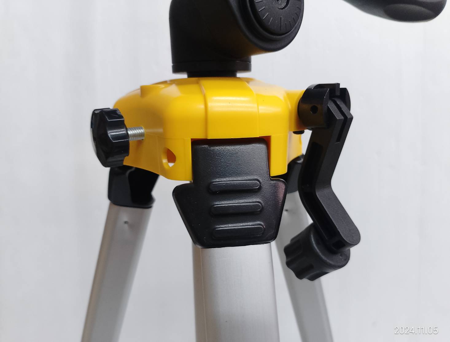 ขาตั้งกล้อง DW0881T DEWALT