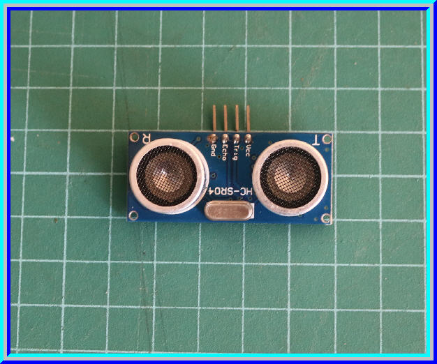 1x HC-SR04 เซ็นเซอร์อัลตราโซนิควัดระยะ (Ultrasonic)