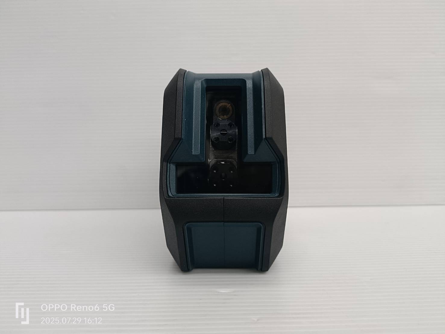 เลเซอร์กำหนดจุดและเส้นระดับ3.6V GCL15-12XG BOSCH 0601066TK0