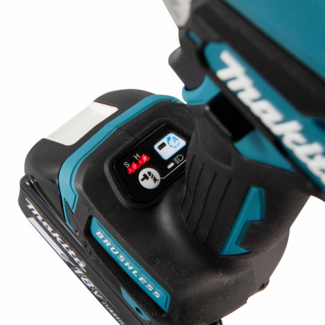 ไขควงกระแทกไร้สาย DTD157RFJ MAKITA