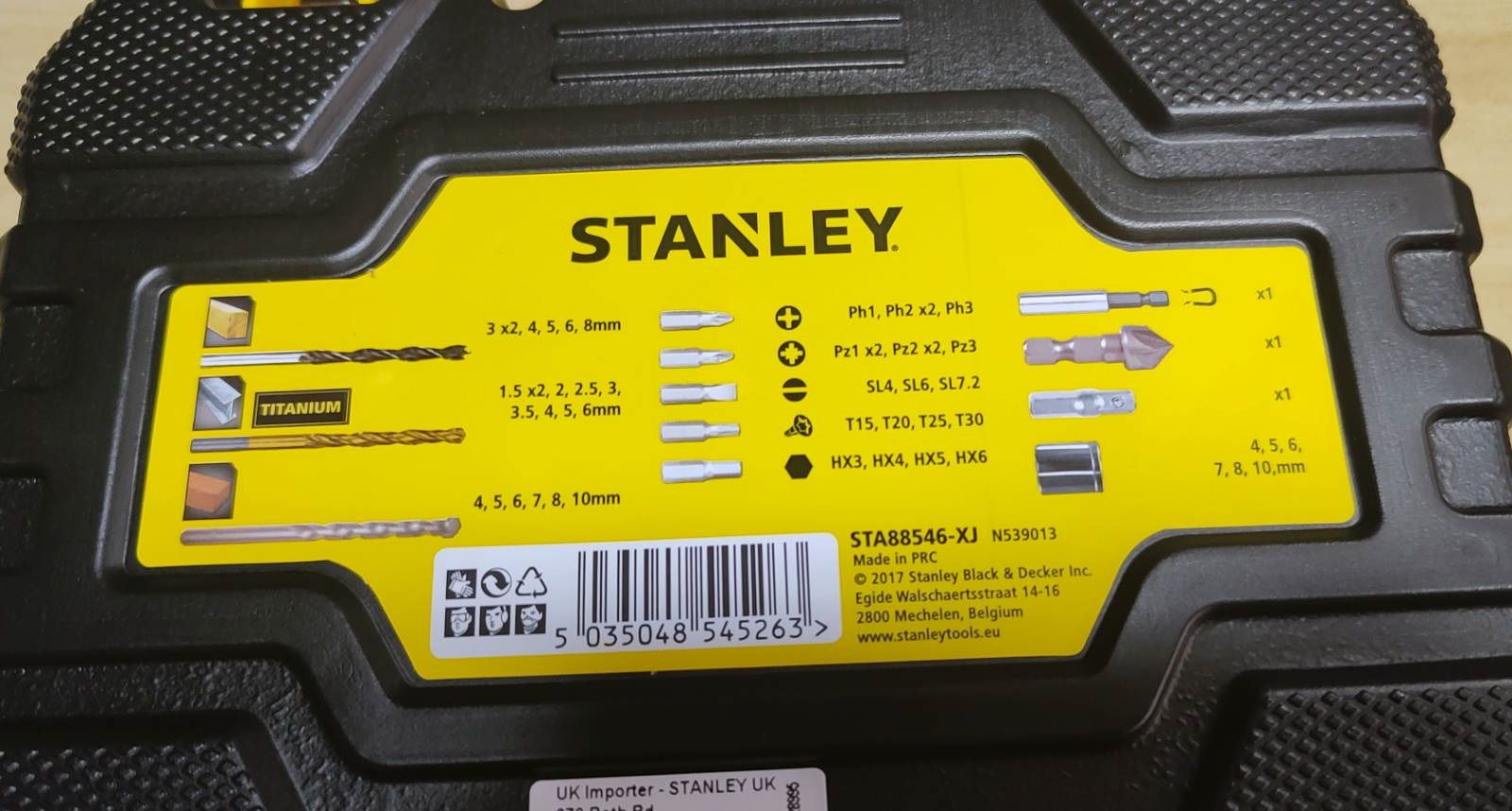 ชุดดอกไขควง ดอกสว่าน50 ชิ้น STA88546 STANLEY