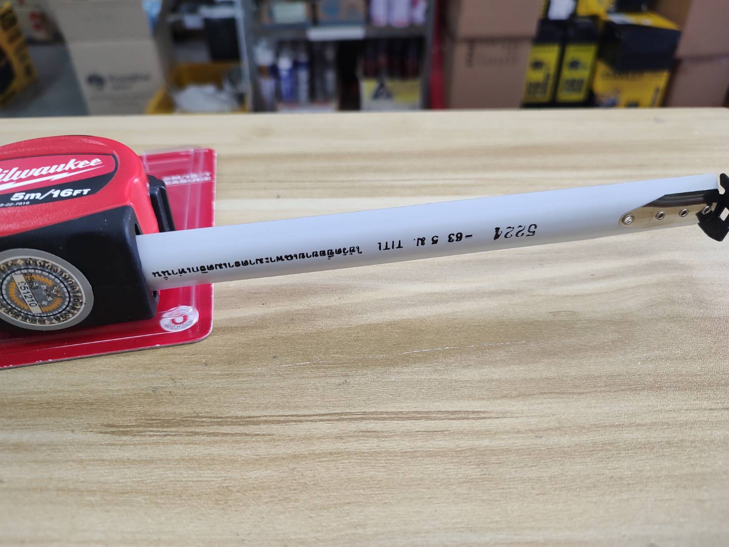 ตลับเมตร5m/16FT RED 48-22-7816 MILWAUKEE