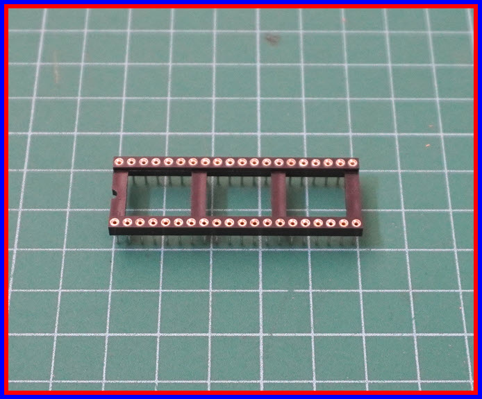 1x ซ็อคเกตไอซีขากลม DIP 40 ขา ขนาด 15.24mm