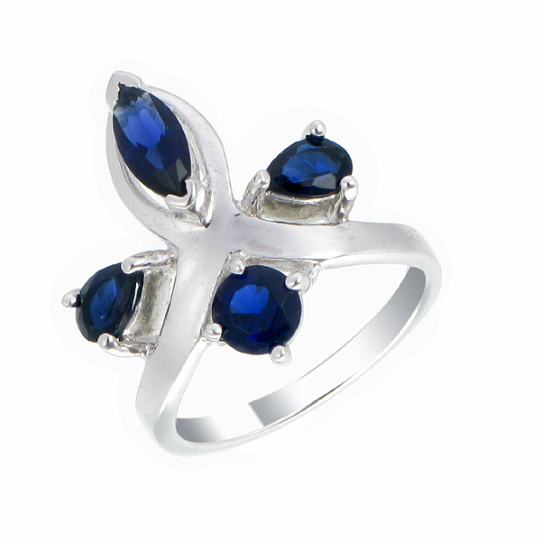 แหวนเงิน ประดับเพชร CZ แหวนพลอย ดีไซน์เลอค่า คลาสสิกสไตล์เจิดจรัสแบบไร้ที่ติ งานสุดเนี้ยบคงความหรูหราและมีมนต์สเน่ห์น่าจับจอง