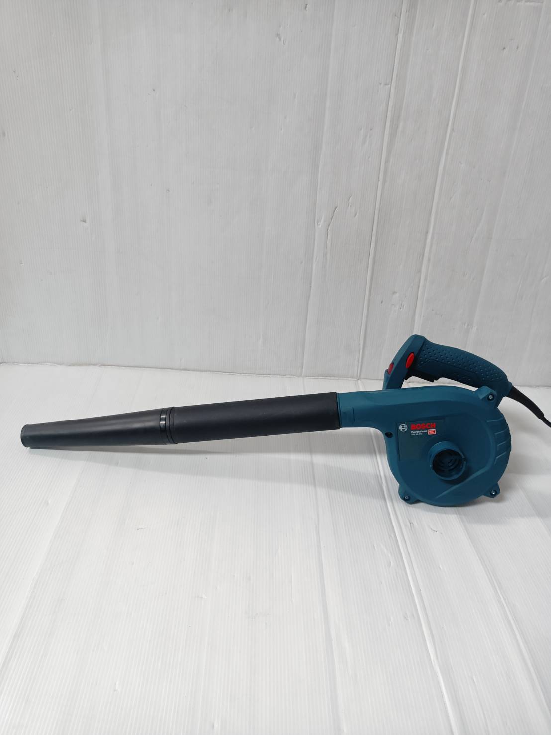 เป่าลมเย็น GBL82-270 BOSCH