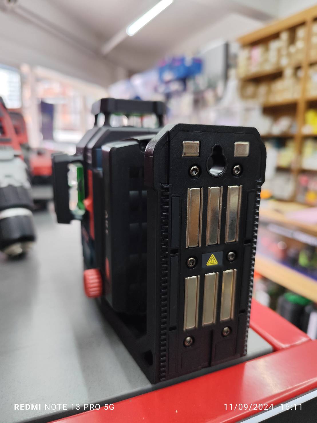 เลเซอร์ระดับ12เส้น แสงเขียว GLL18V-120-33CG BOSCH