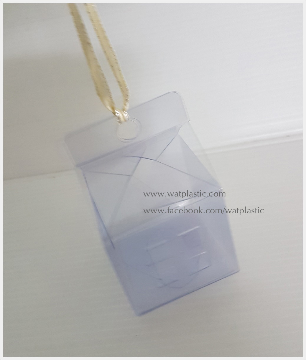 กล่องคัพเค้ก มาการอง 5.1 x 5.1 x 5.1 cm (แบบบ้าน)