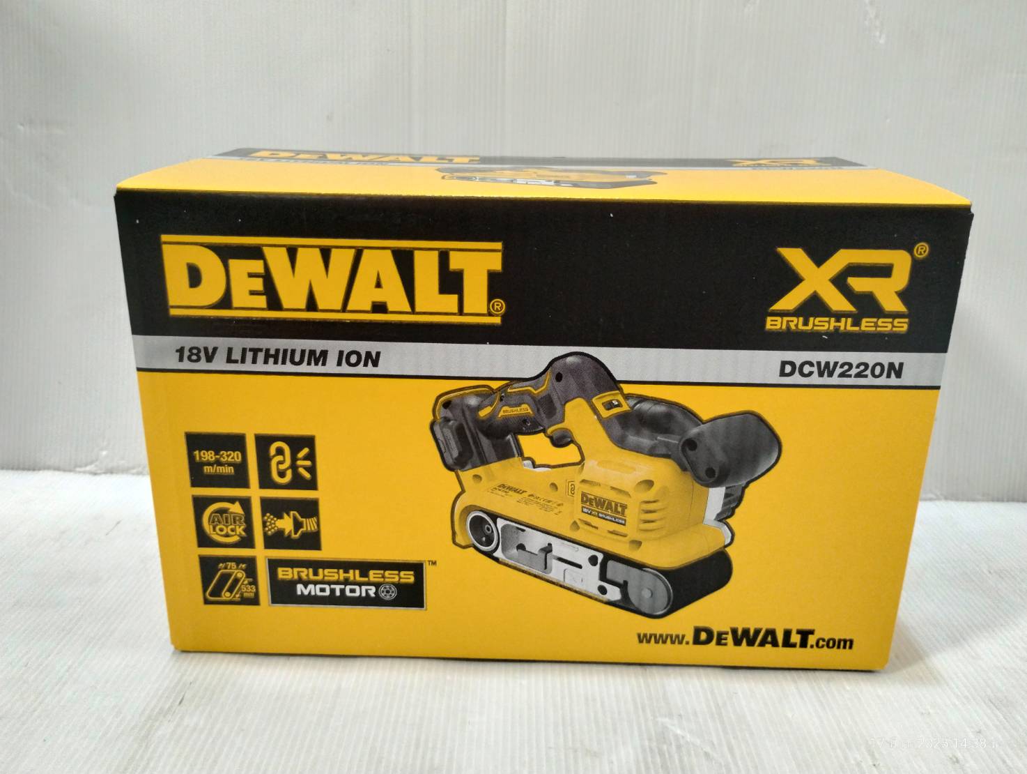 เครื่องขัดกระดาษทรายสายพาน20V DCW220N Dewalt (ตัวเปล่า)