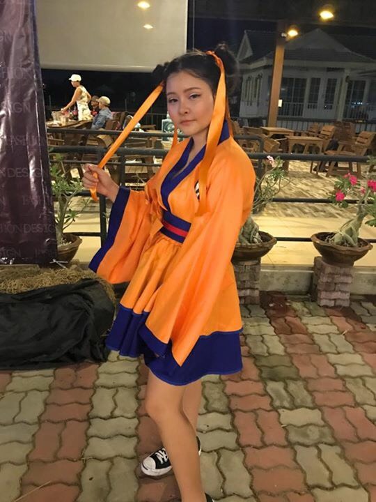 ชุดดราก้อนบอลหญิง