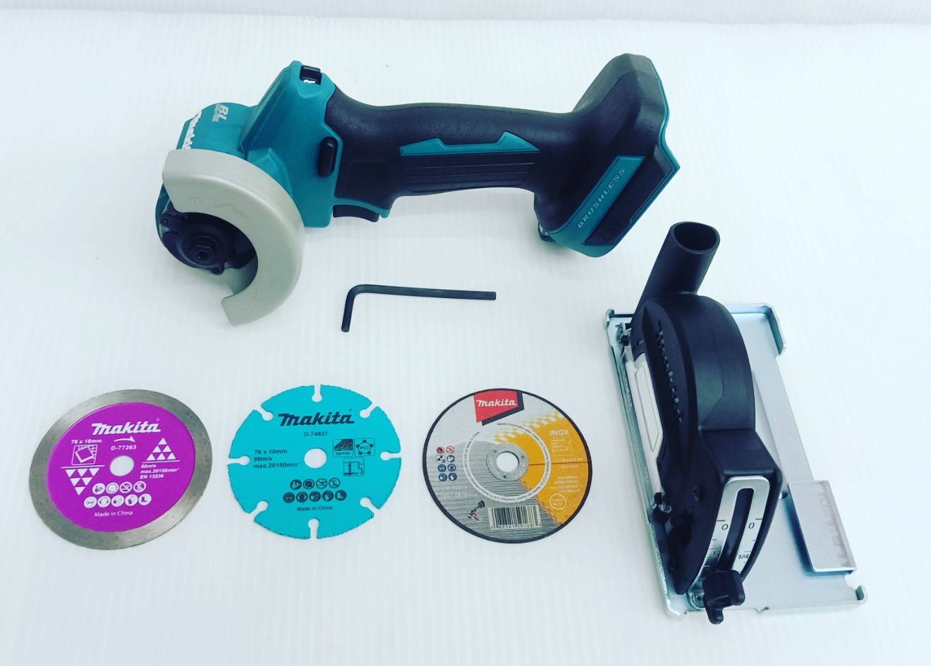 เครื่องตัด 3in1 DMC300Z MAKITA