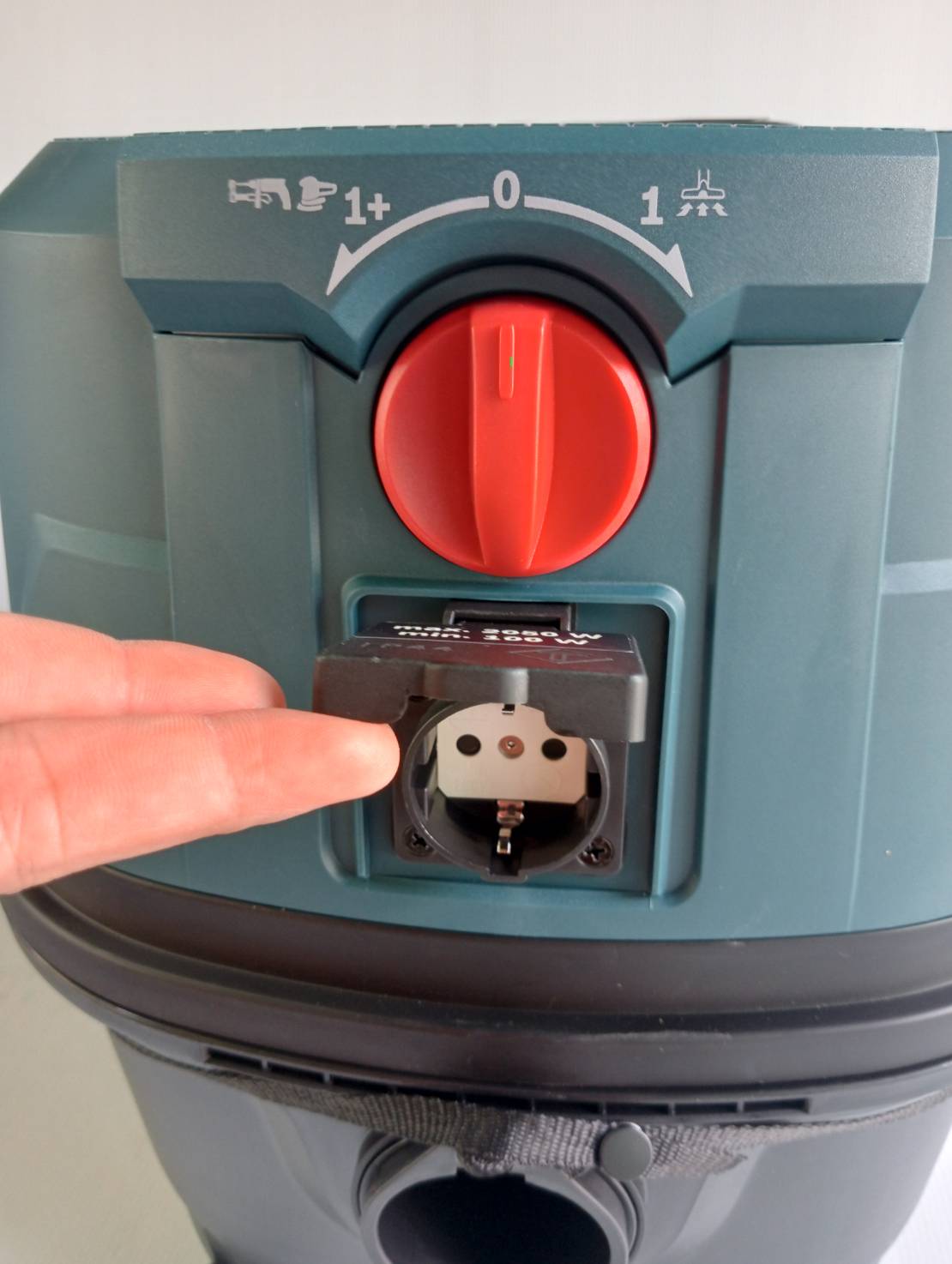 เครื่องดูดฝุ่น GAS12-25PL BOSCH