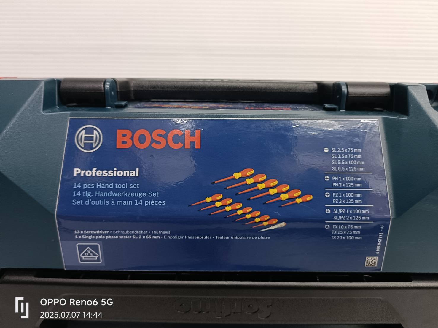 ชุดไขควงกันไฟ VDE 14 ชิ้น 1600A02NF9 BOSCH