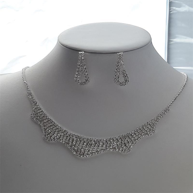 (พร้อมส่ง) สร้อยคอเพชร+ต่างหู 188 (เข็ม)