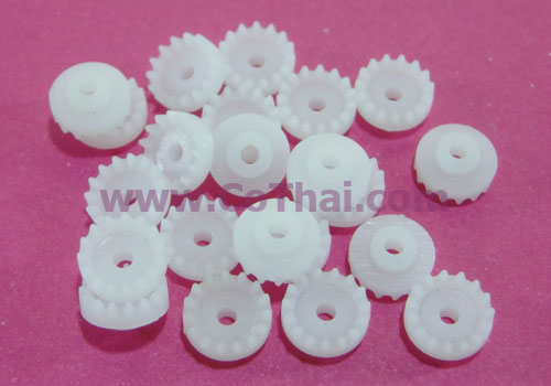 เฟืองข้าง พลาสติก สีขาว C15T2A v0.5 4(3)x8.5x1.95