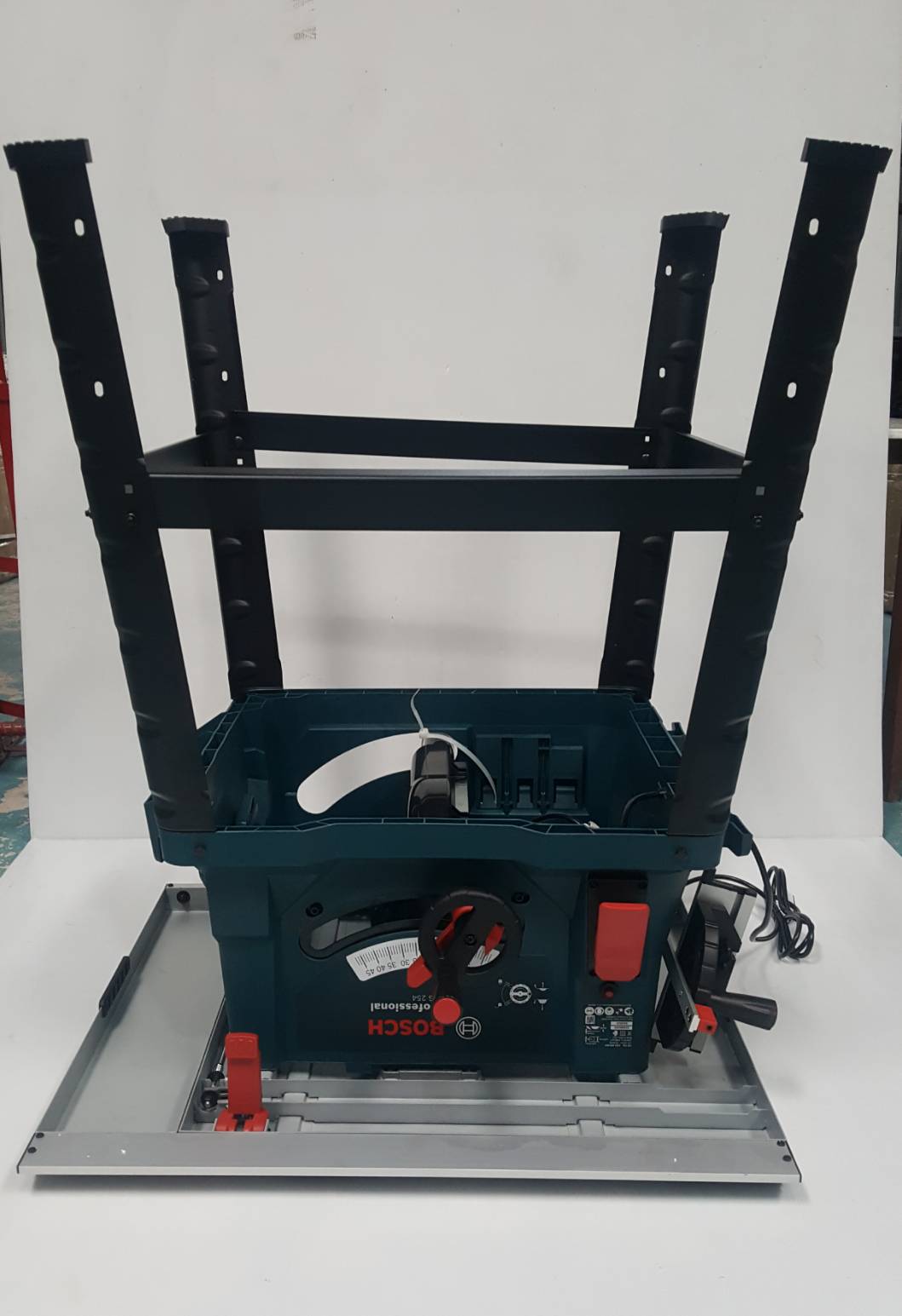 โต๊ะเลื่อยวงเดือน10" GTS254 BOSCH