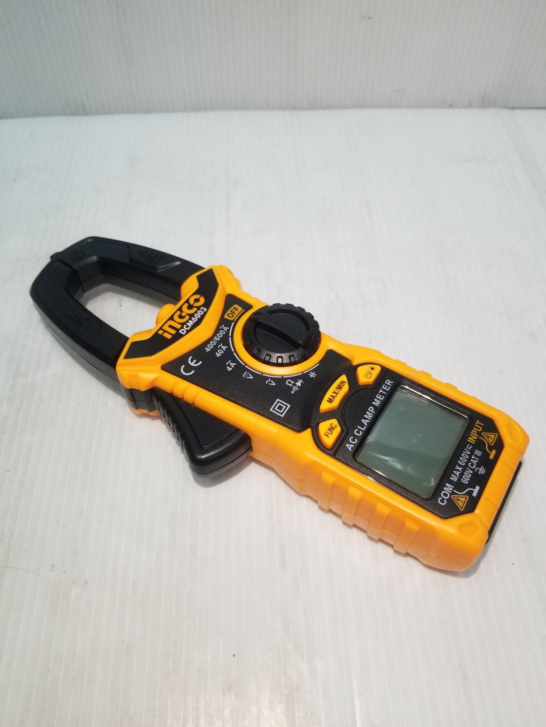 แคลมป์มิเตอร์ดิจิตอล รุ่น DCM6003 INGCO