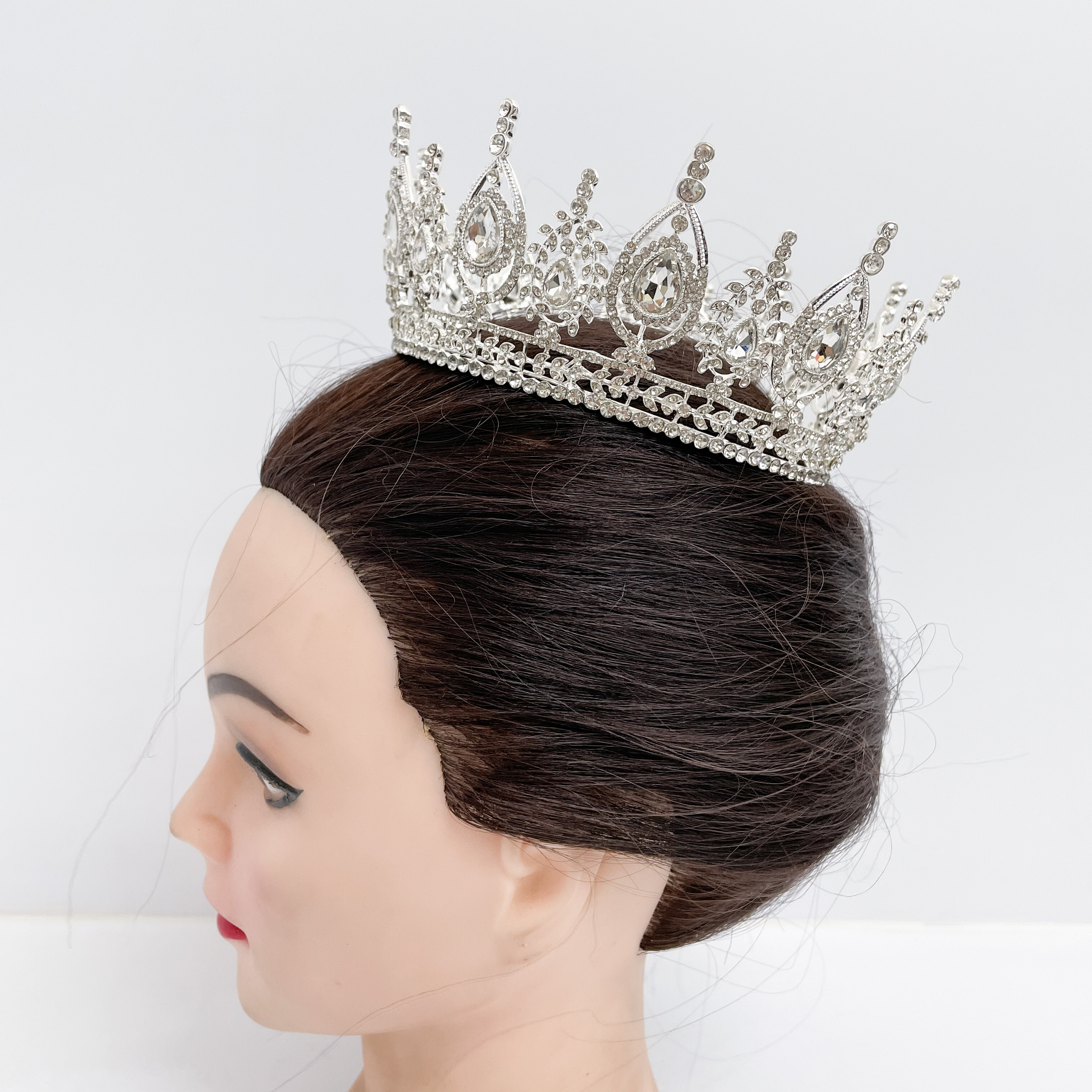 (พร้อมส่งจากไทย) มงกุฏ 097 สีเงิน มงกุฎนางงาม มงกุฎเพชร มงกุฎประกวด สินค้าพร้อมส่ง ไม่ต้องรอนาน งานพรีเมี่ยม