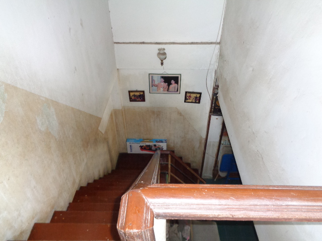 H1158 ขายด่วน ทาวนเฮ้าส์ 2 ชั้น 25 ตร.วา หมู่บ้านเสรี อ่อนนุช ซอยอ่อนนุช70/1 แยก2-2 แขวงประเวศ เขตประเวศ กรุงเทพฯ ขายถูกตามสภาพ