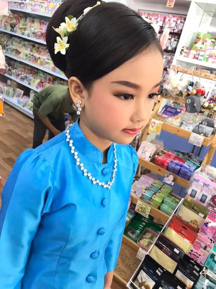 CZ009 เครื่องประดับเพชร CZ เกรดพรีเมี่ยม