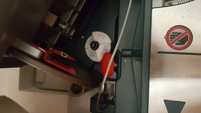 แท่นตัดองศา10" GCM350-254 BOSCH