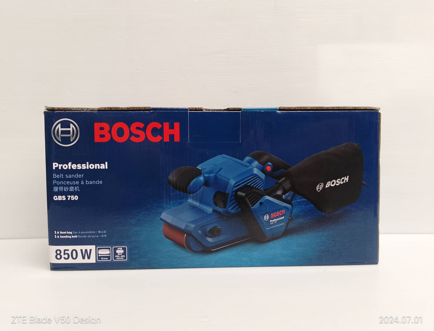 เครื่องขัดกระดาษทรายสายพาน GBS750 BOSCH