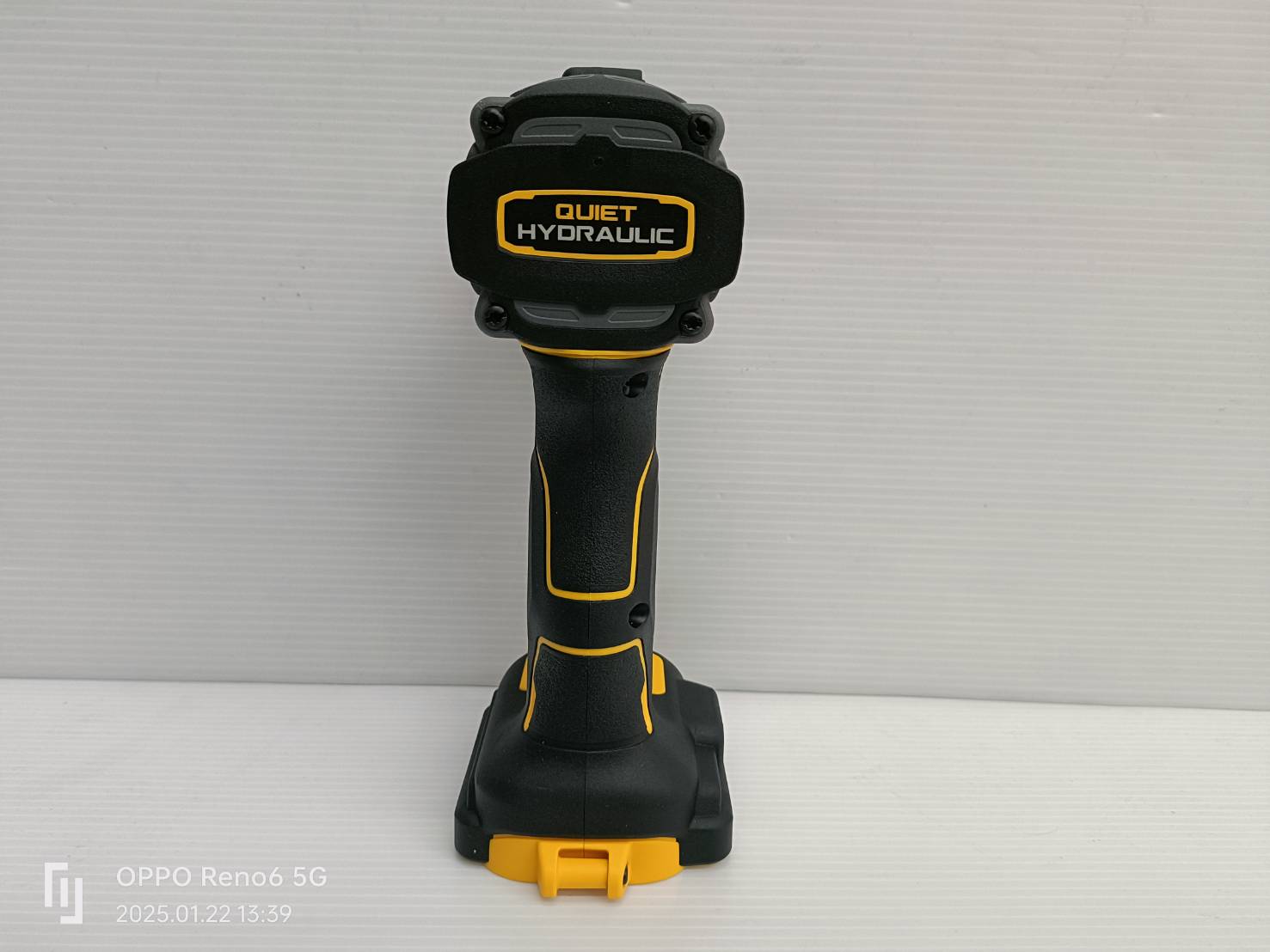 DEWALT ไขควงกระแทกไร้สาย 20V DCF870S1T-B1