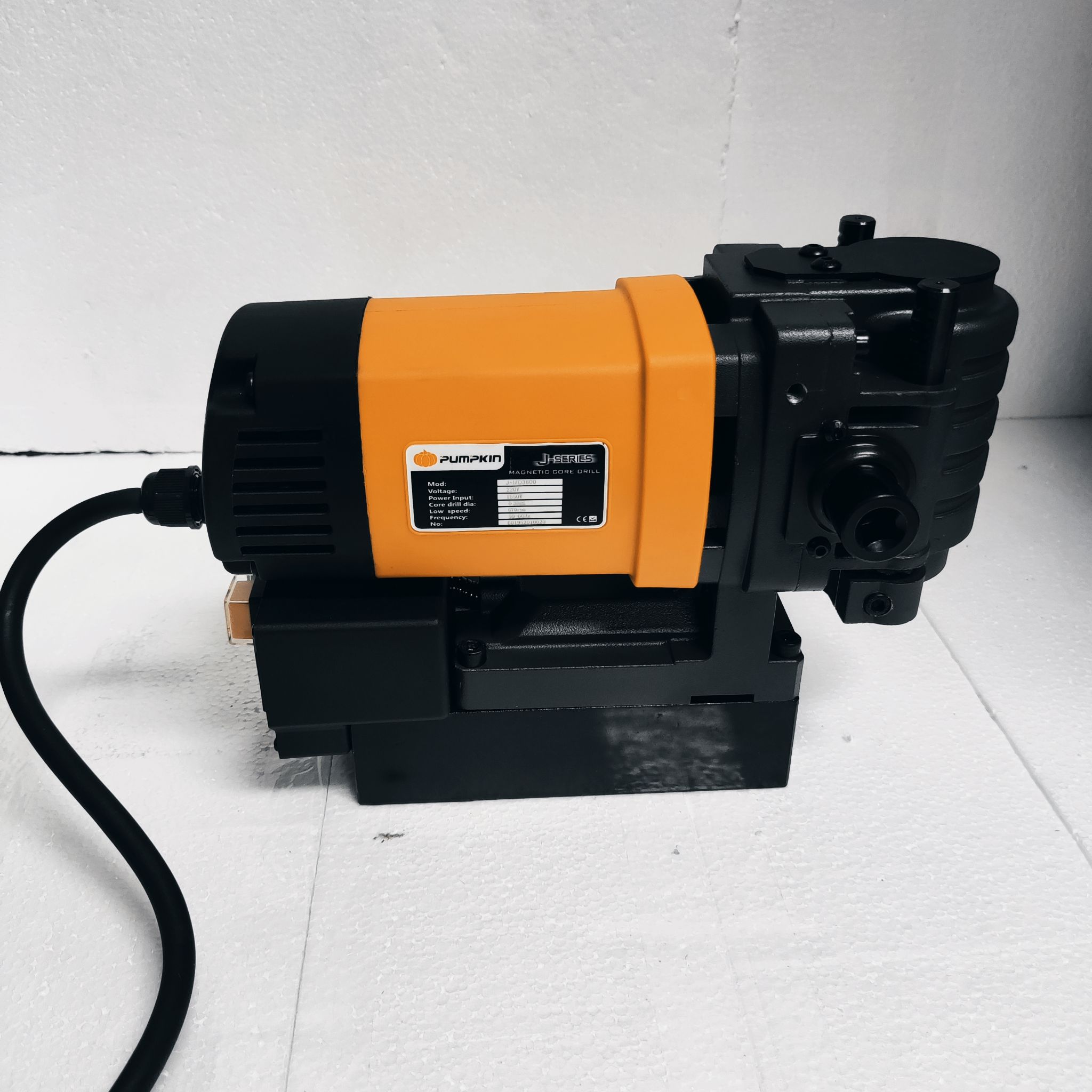 สว่านแม่เหล็กแบบนอน J-MD3800 PUMPKIN #50186