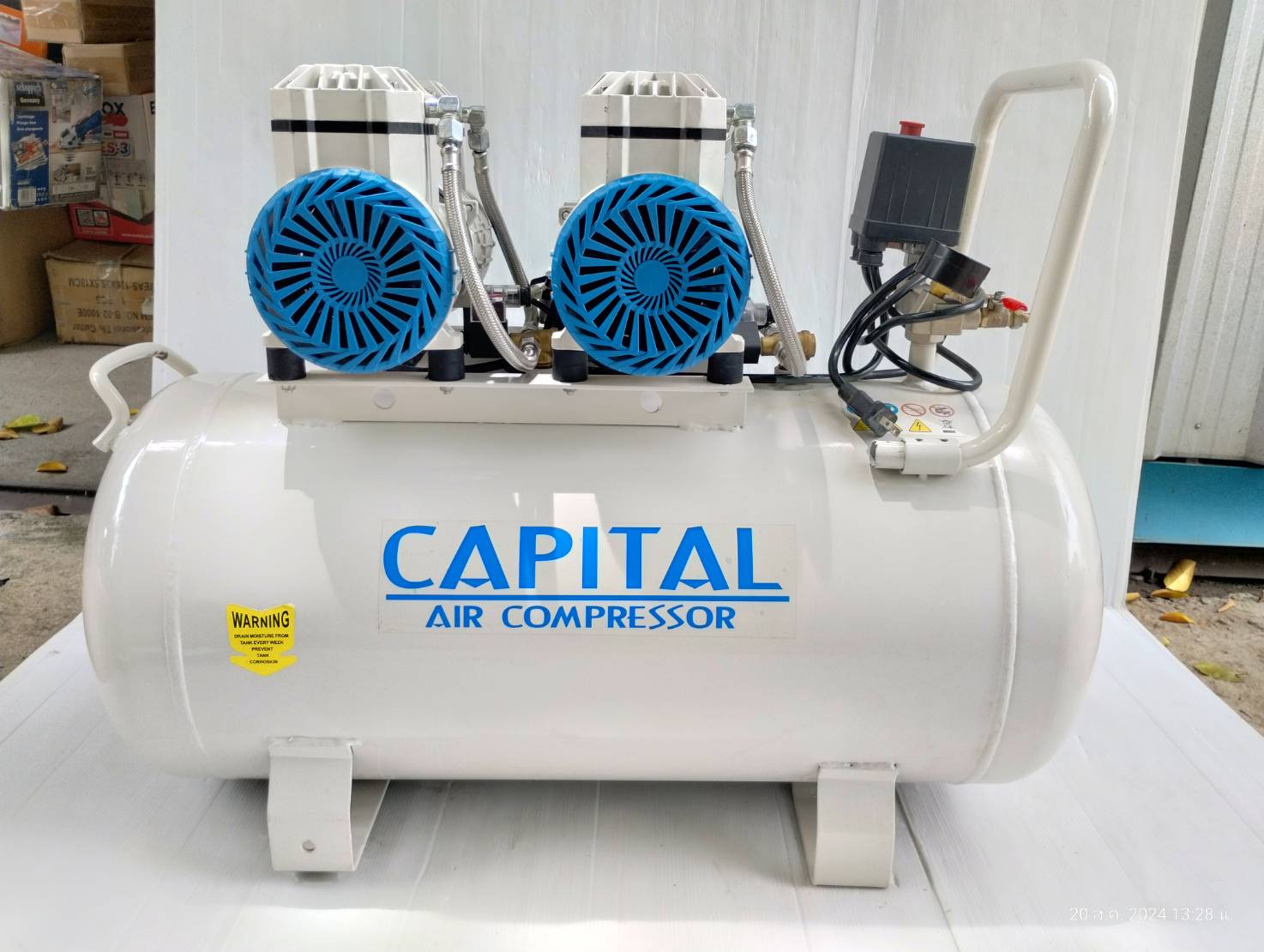 ปั๊มลมออยฟรี Oil Free ขนาด 80 ลิตร CPT-80L-OF CAPITAL