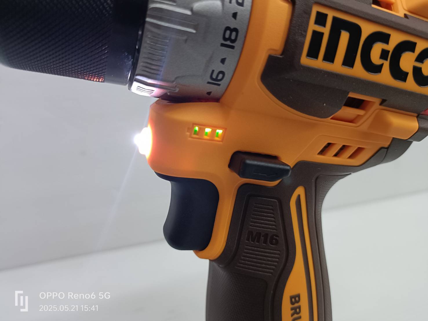 คอมโบ้สว่านไขควง+สว่านโรตารี่ COSLI241295 INGCO