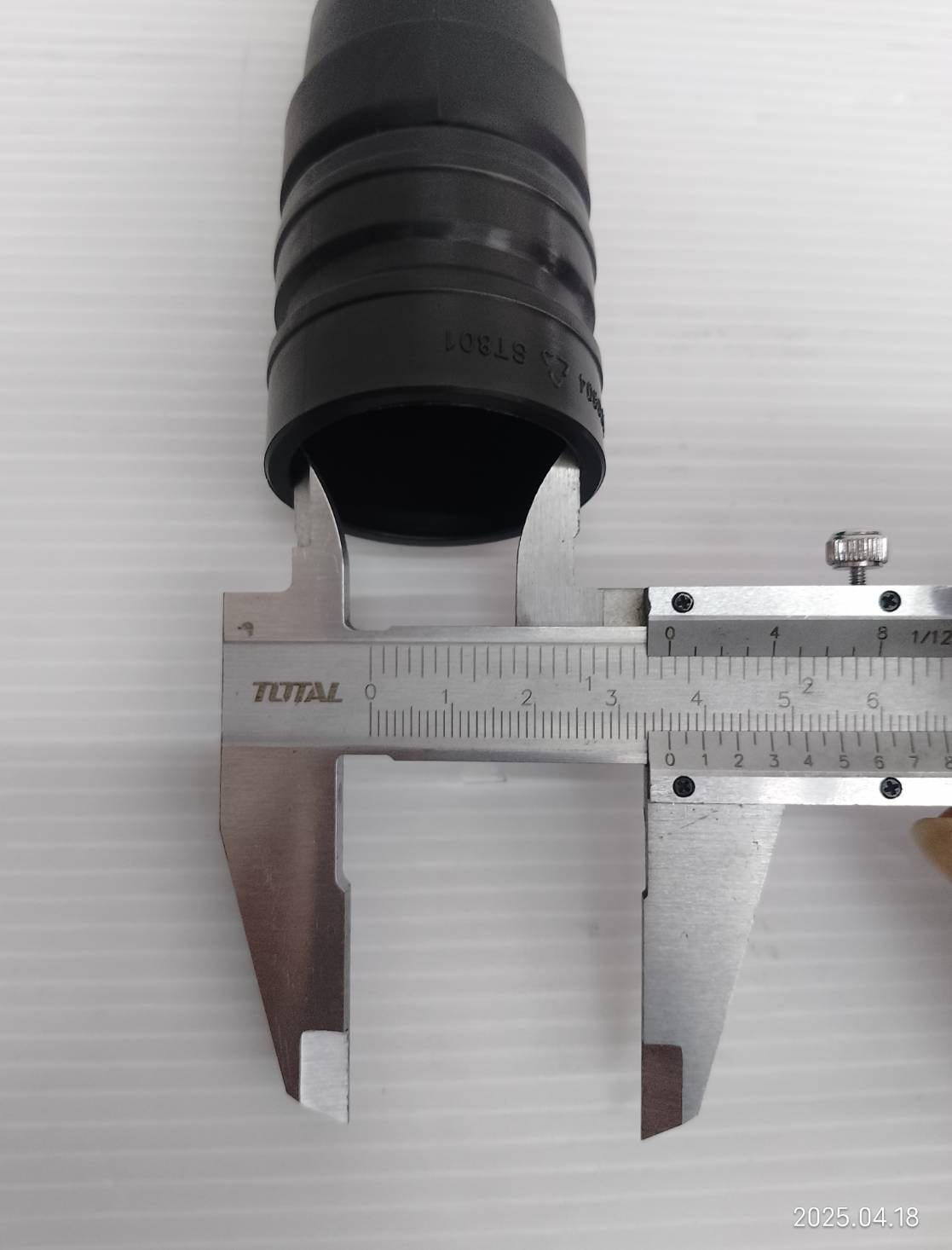 DEWALT รุ่น DWV9120-XJ ข้อต่อลดขนาดสำหรับท่อดูดฝุ่น AIRLOCK