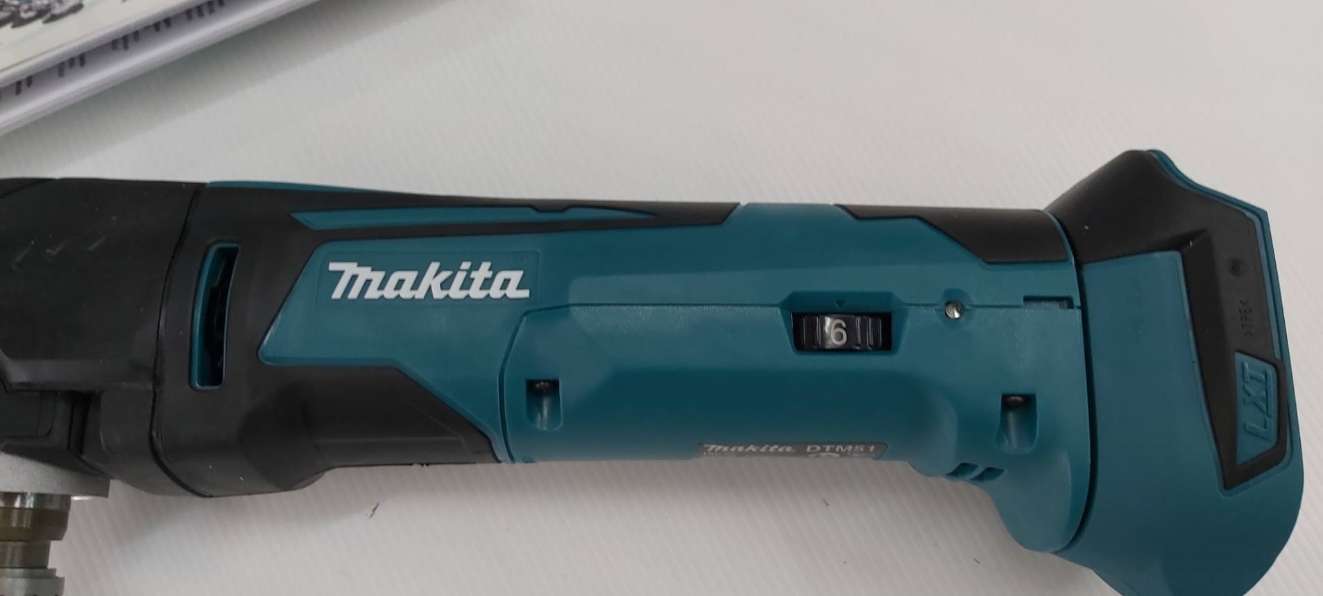 มัลติทูลไร้สาย18V DTM51Z MAKITA