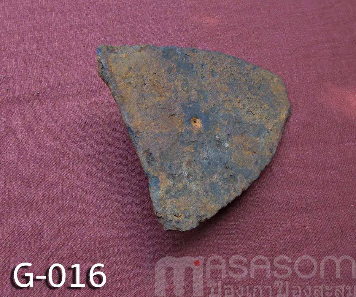 ผานไถโบราณอายุกว่าร้อยปี