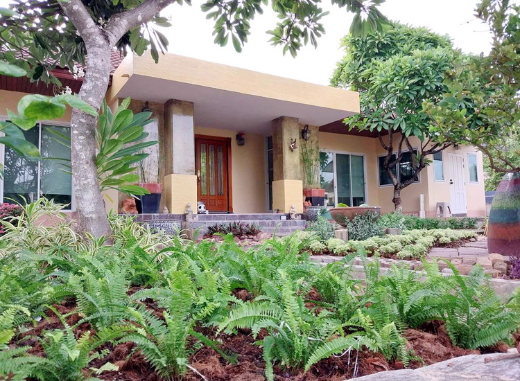 H1186 ขายบ้านเดี่ยวชั้นเดียว 281 ตารางวา อยู่ในตัวเมืองราชบุรี ตกแต่งหรู สภาพพร้อมอยู่