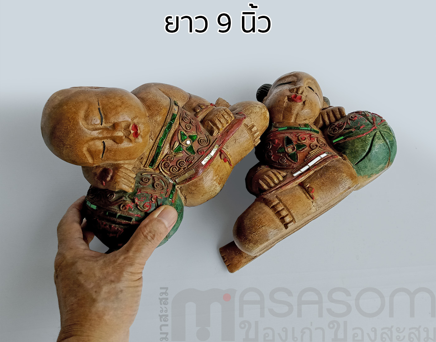 ตุ๊กตาไม้แกะสลักเด็กจีนนั่งหนุนแตง