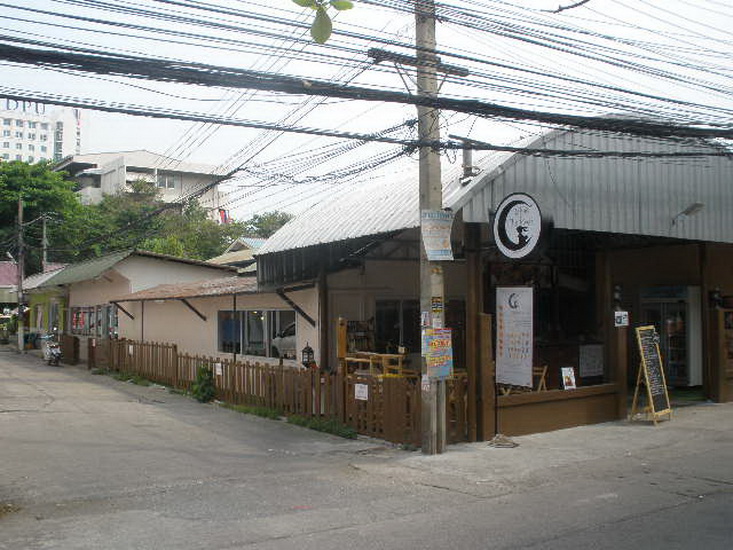 🚩H588 vายที่ดินพร้อมสิ่งปลูกสร้าง 194 ตร.วา อยู่ติดกับมหาวิทยาลัยธุรกิจบัณฑิต ถนนประชาชื่น พร้อมทาวน์เฮ้าส์ 3ชั้น 3หลัง เหมาะทำธุรกิจ