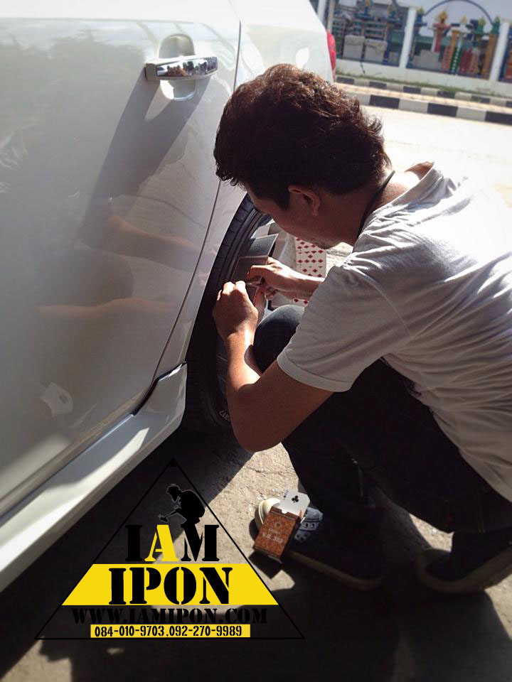 Rubber Paint Black สีลอกได้ สเปรย์ยาง สีดำด้าน