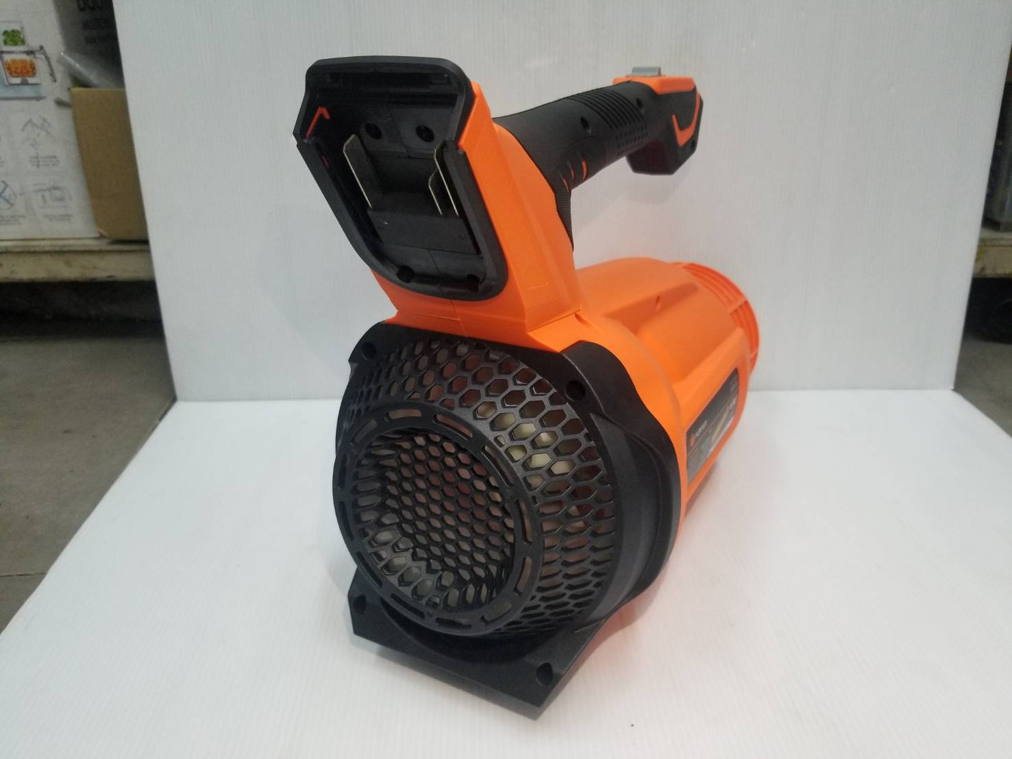 เครื่องเป่าลมใบไม้ไร้สาย ไร้แปรงถ่าน (เครื่องเปล่า) 20V รุ่น INF-112LFBL PUMPKIN #50333