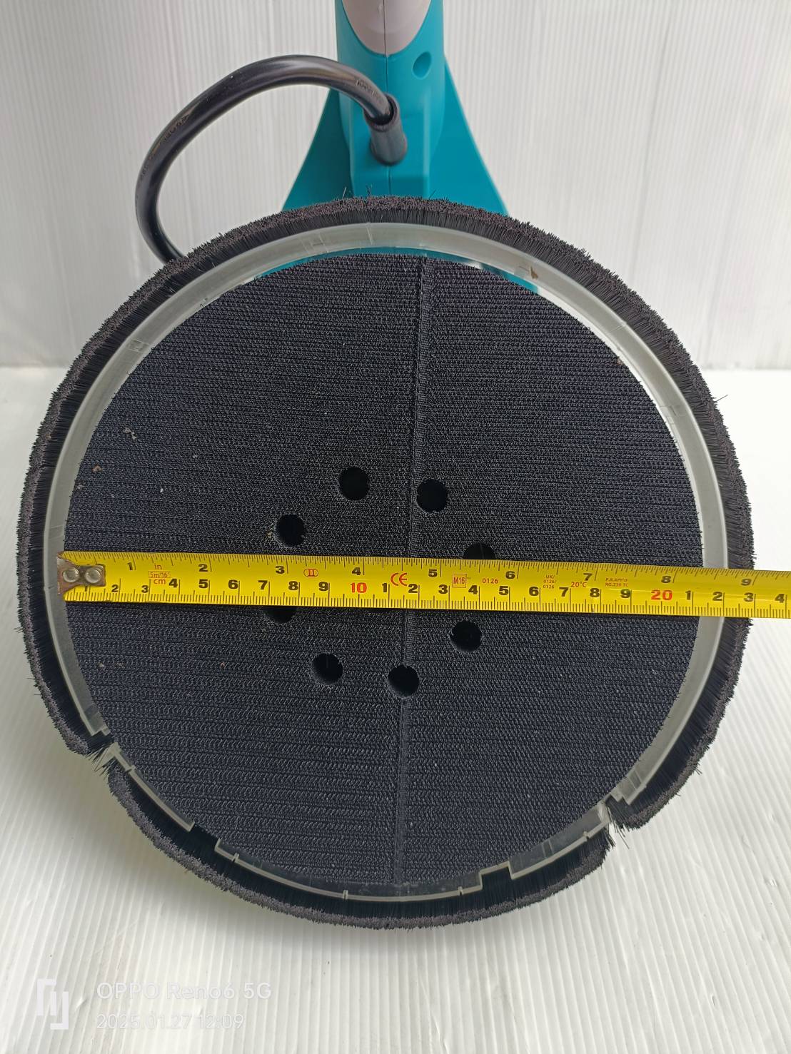 Total เครื่องขัดผนังปูนและฝ้า กำลัง 1050W รุ่น TWS10501