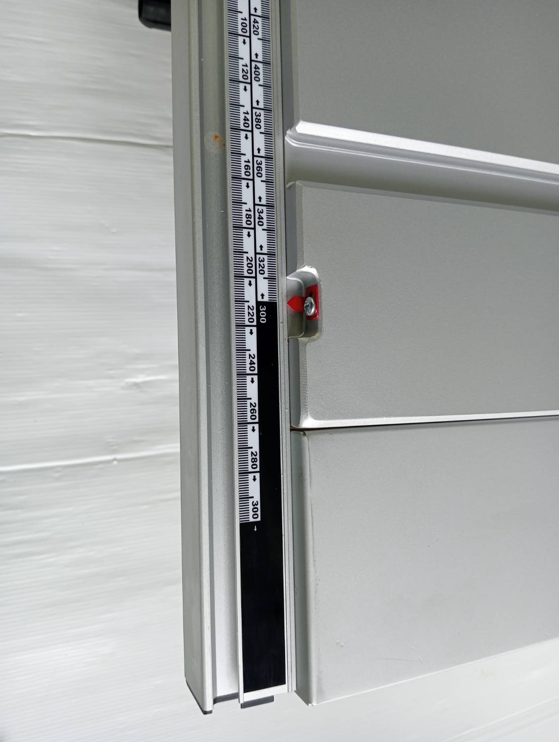 โต๊ะแท่นเลื่อย10" SST2001-B1 STANLEY