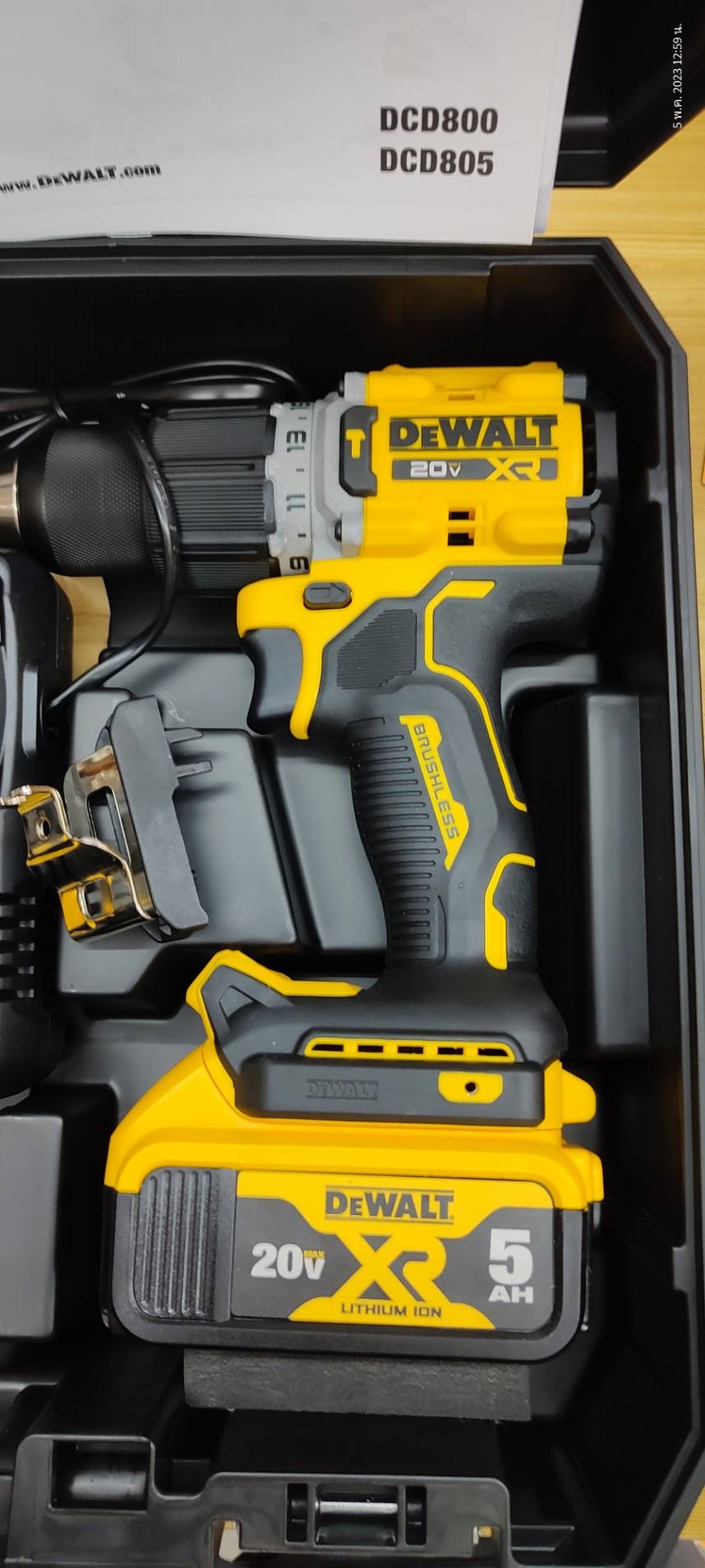 คอมโบ้ชุดสว่านไร้สาย20V (DCD805+DCF850) DCK2050P1E1T DEWALT