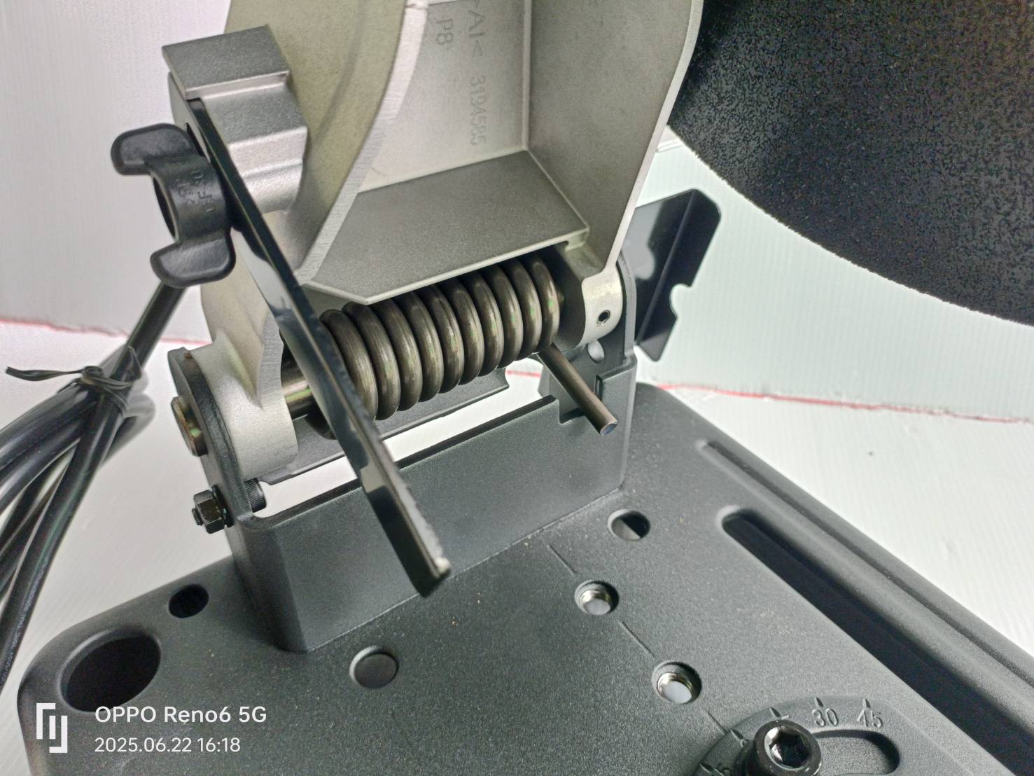 M2401B เครื่องตัดเหล็ก 14″ (355 มิล) 2,000 วัตต์ MAKITA (MT Series)