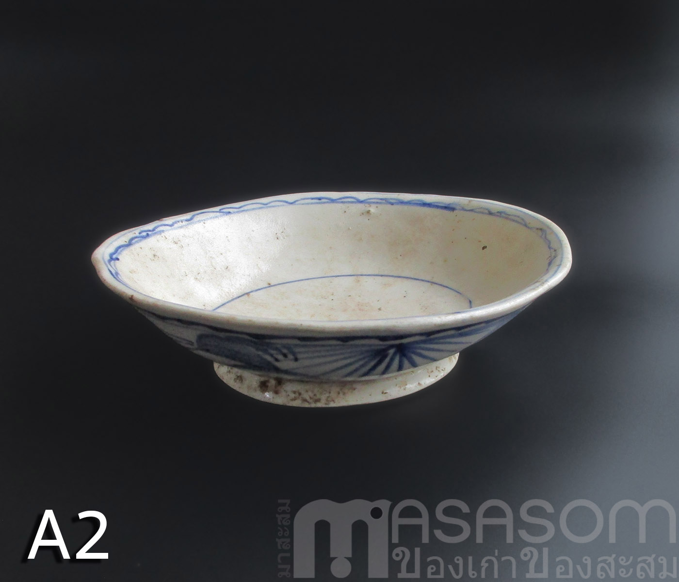 ชามกระเบื้องเคลือบโบราณ