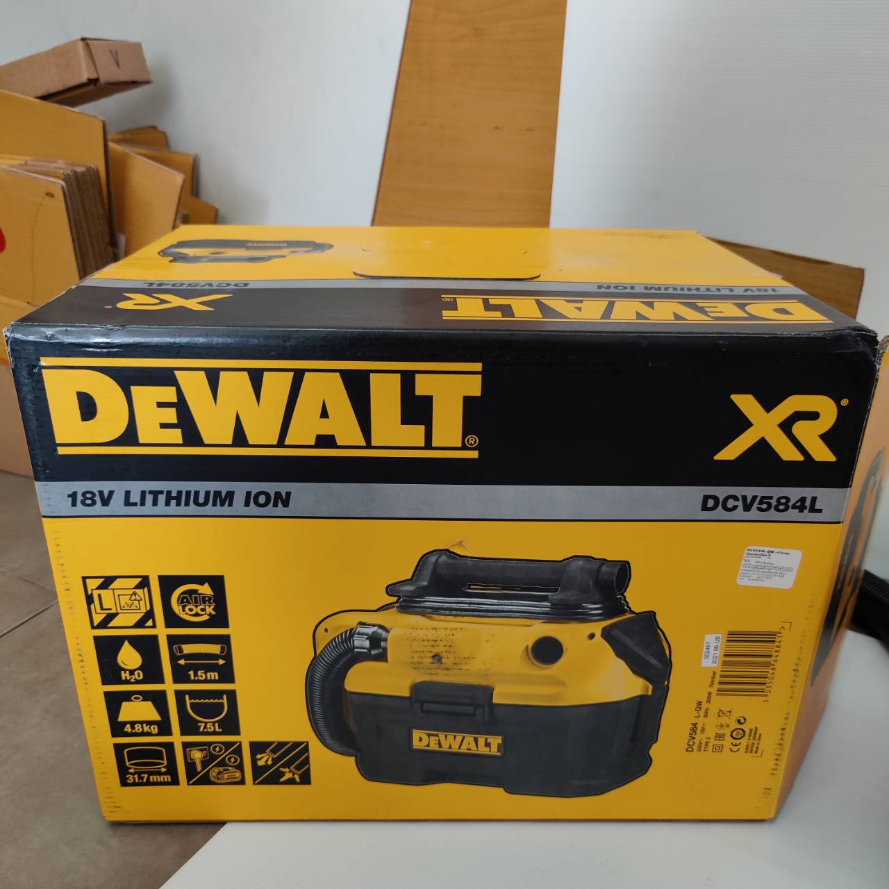 เครื่องดูดฝุ่น DCV584L DEWALT
